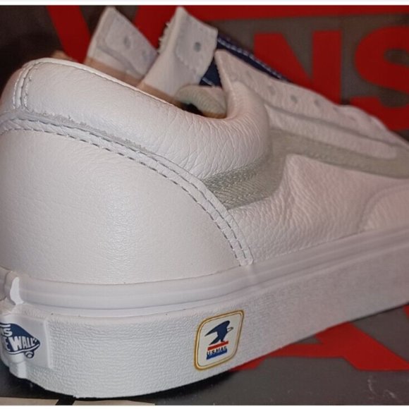 Vans x Men\'s 9/Women\'s 10.5 USPS Old Skool White Denim (leather) VN0A5KRFJZ81